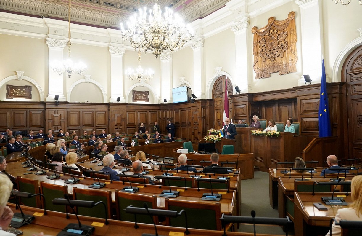 Partiju reitingi augustā: Palielinās atbalsts premjeram un jauniem dalībniekiem