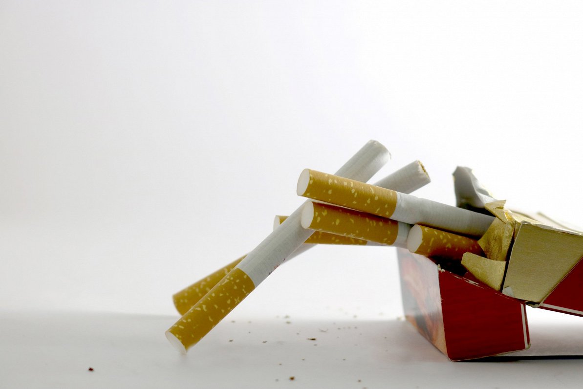 Kontrabandas cigarešu plūsma uz Igauniju pieaug no Latvijas