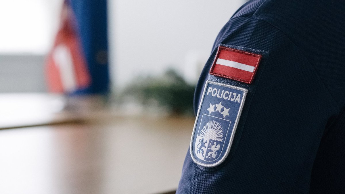 Liepājā pēc policista dzērumā izraisītas avārijas zemākā amatā pārceļ struktūrvienības priekšnieku