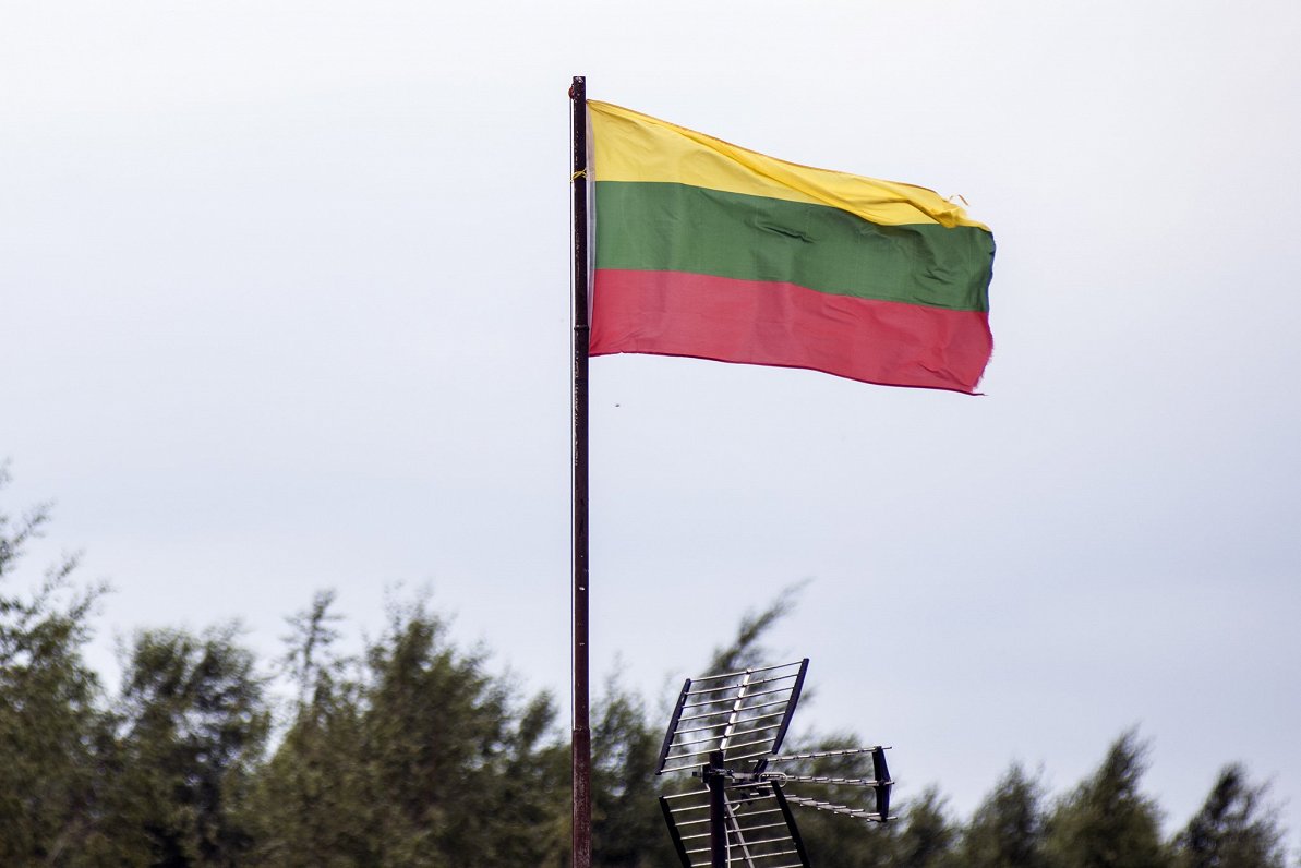 NATO iznīcinātāji notriekuši dronu virs Lietuvas