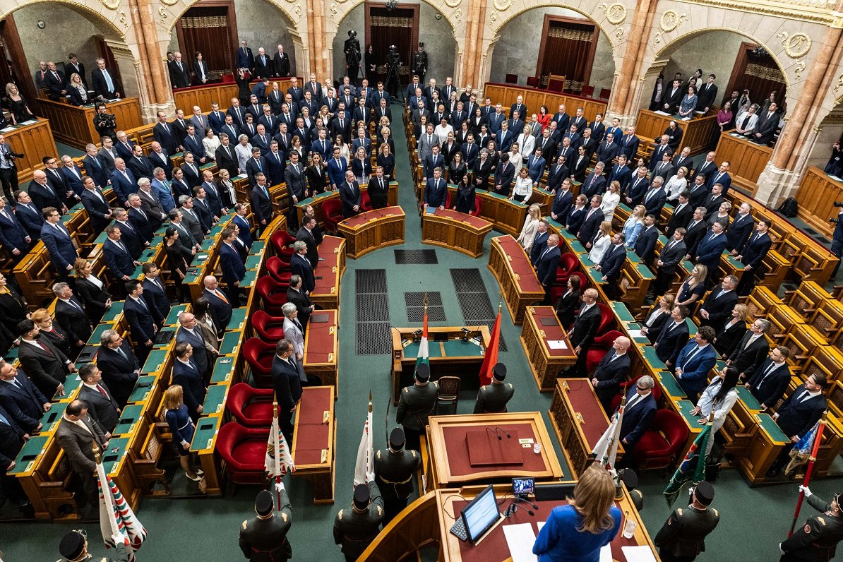 Ungārijā tiks pārbaudīta politiķu bagātības izcelsme
