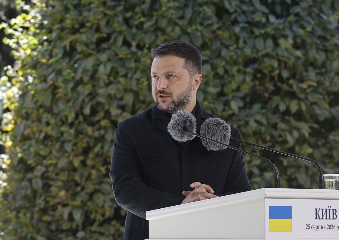 Zelenskis brīdina par nedrošu gaisa telpu Krievijā Ukrainas dronu dēļ