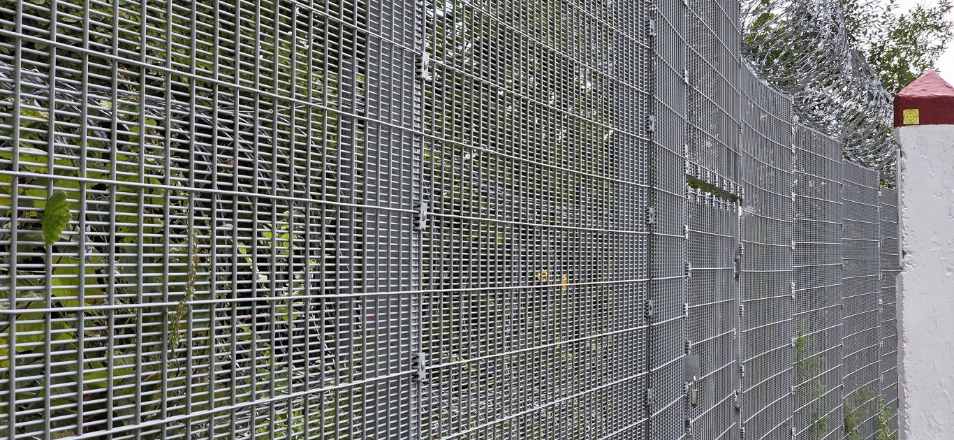 Grupējums “Melnie rusi” uzņemas atbildību par incidentu uz Latvijas robežas
