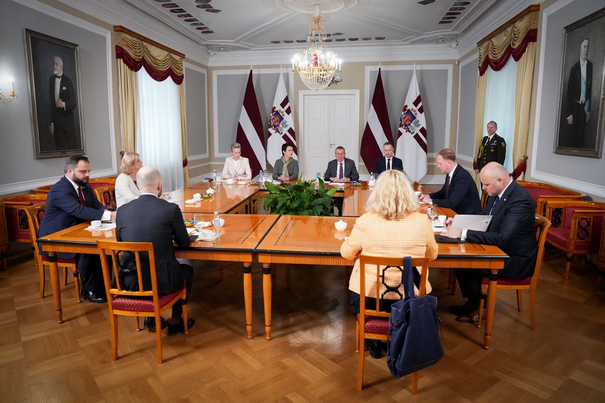 Partiju līderiem nav skaidras atbildes par atbalstu Rinkēviča pārvēlēšanai