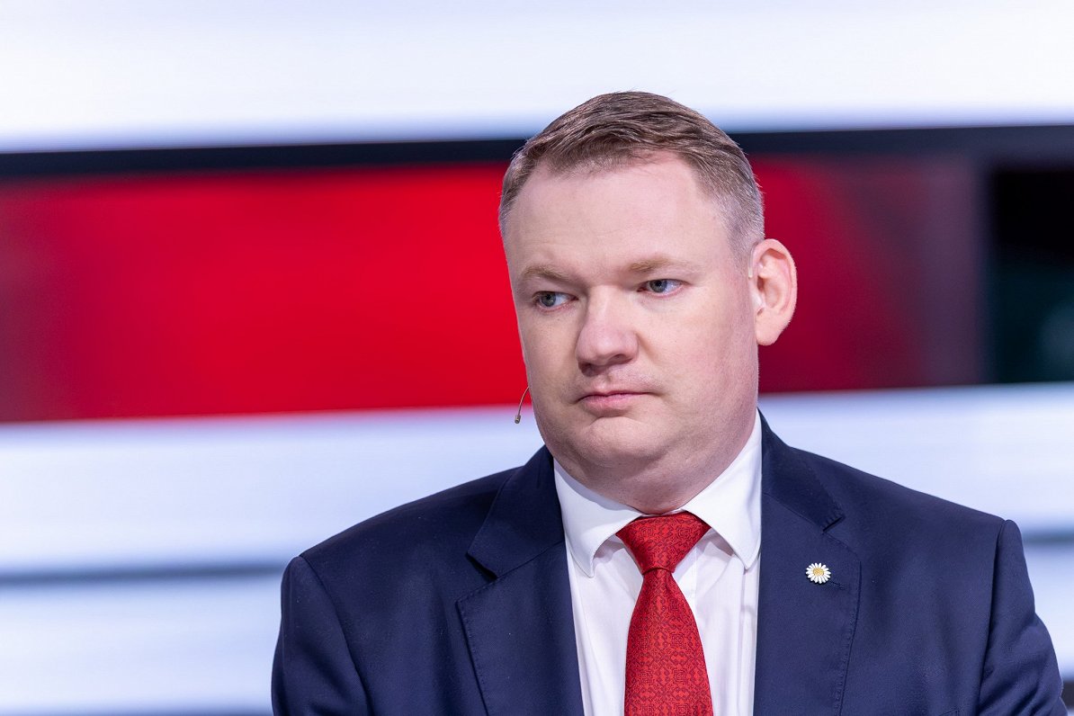 Smiltēns uzsver, ka nav laiks šķeļošiem jautājumiem par Stambulas konvenciju