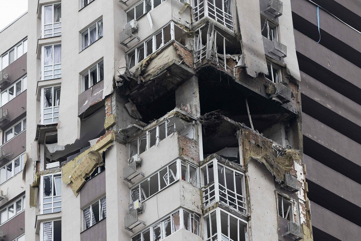 Ukraina paplašina ārkārtas stāvokli dēļ Krievijas uzbrukumiem